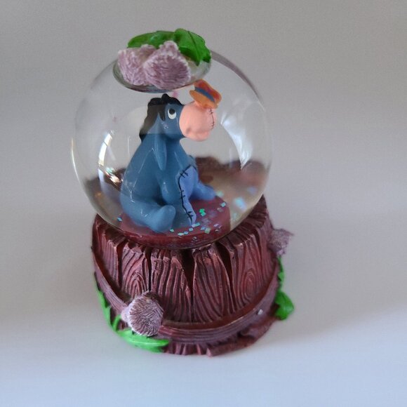 DISNEY'S WINNIE THE POOH SPRING EEYORE MINI GLITTER SNOW GLOBE-2005 VTG - Picture 1 of 5